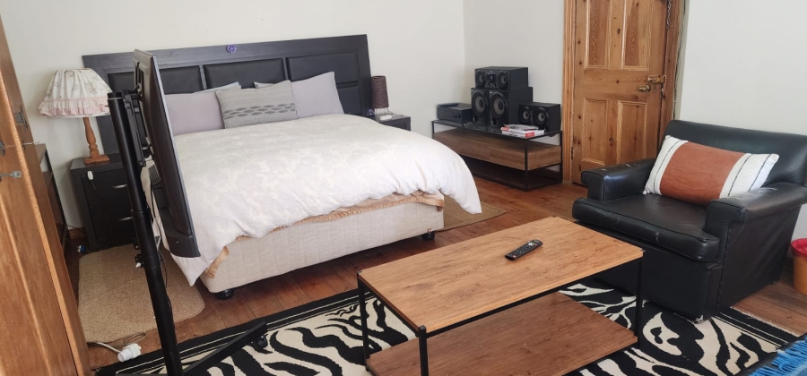 5 Bedroom Property for Sale in Heilbron Free State